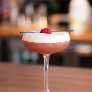 The French Martini: Berry Liqueur, Pineapple, and the Martini Boom
