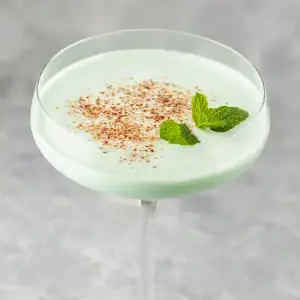 The Grasshopper Cocktail: Mint-Chocolate Nostalgia