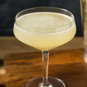 The Illegal Cocktail: Smoky Tropical Tension