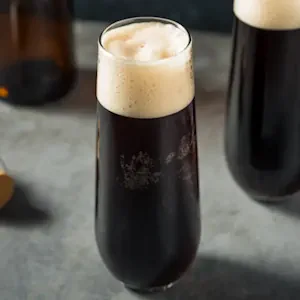 Black Velvet: A Cocktail of Mourning Turned Celebration