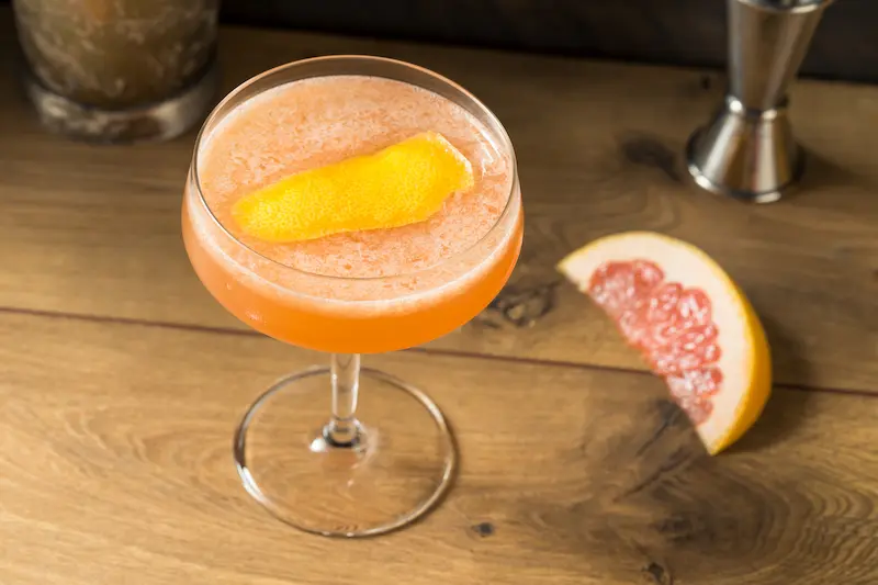 The Brown Derby Cocktail: A Hollywood Classic