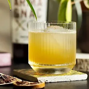 Philadelphia Fish House Punch: A Colonial American Classic