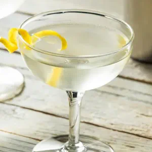 The Vesper: A Cocktail of Espionage Elegance