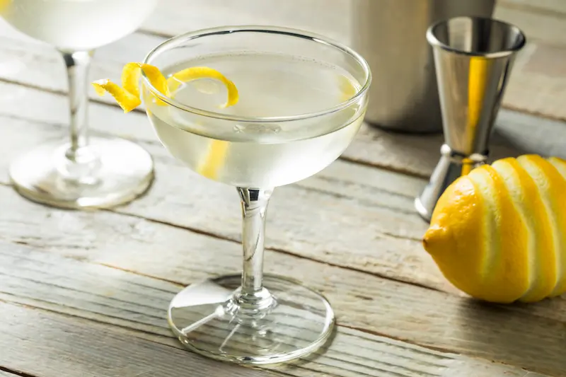 The Vesper: A Cocktail of Espionage Elegance