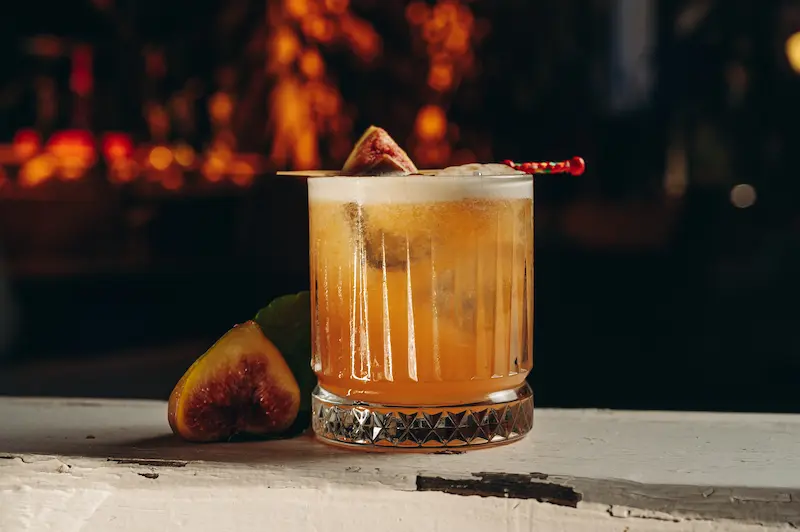 Whiskey Sour: The Classic American Cocktail